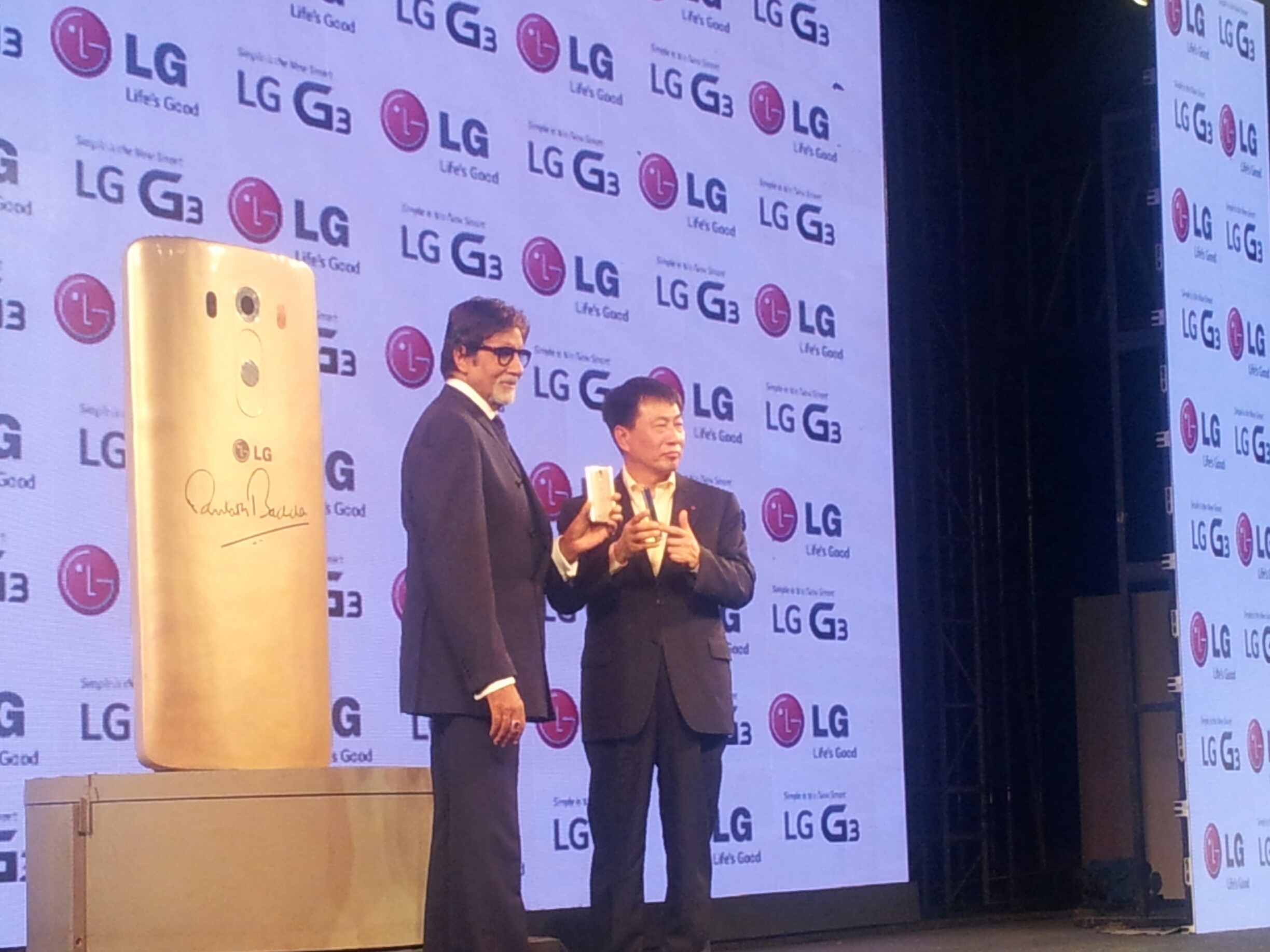 Big B with Lg G3