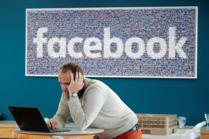 Facebook to pay users