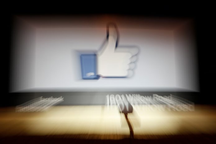 Export Facebook data