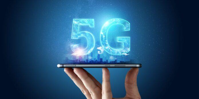 5G smartphone shipments in India